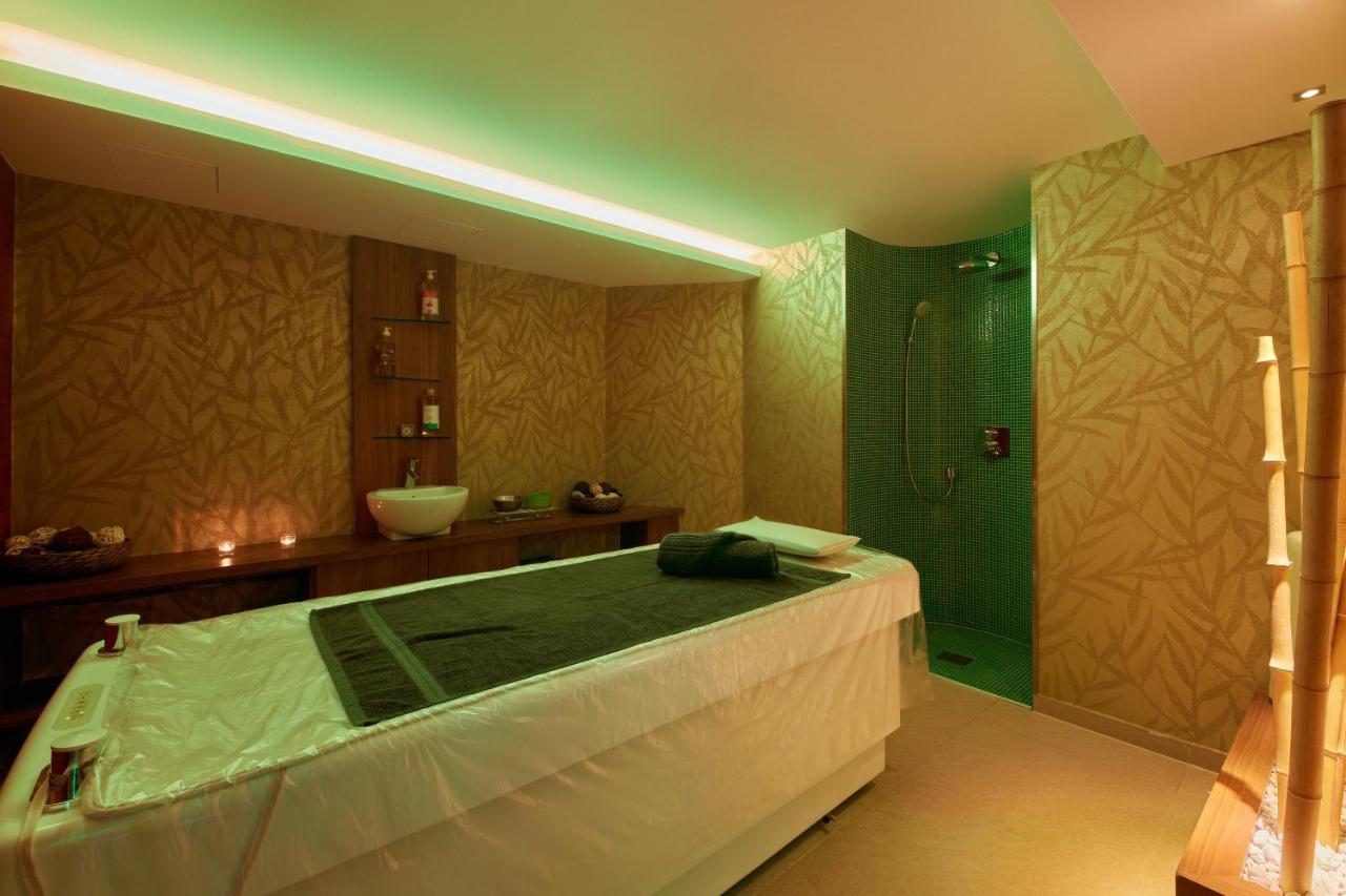 Vital Hotel Nautis Gardony Luaran gambar