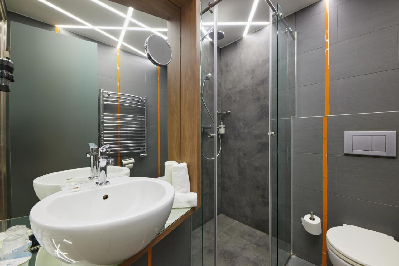 Vital Hotel Nautis Gardony Luaran gambar
