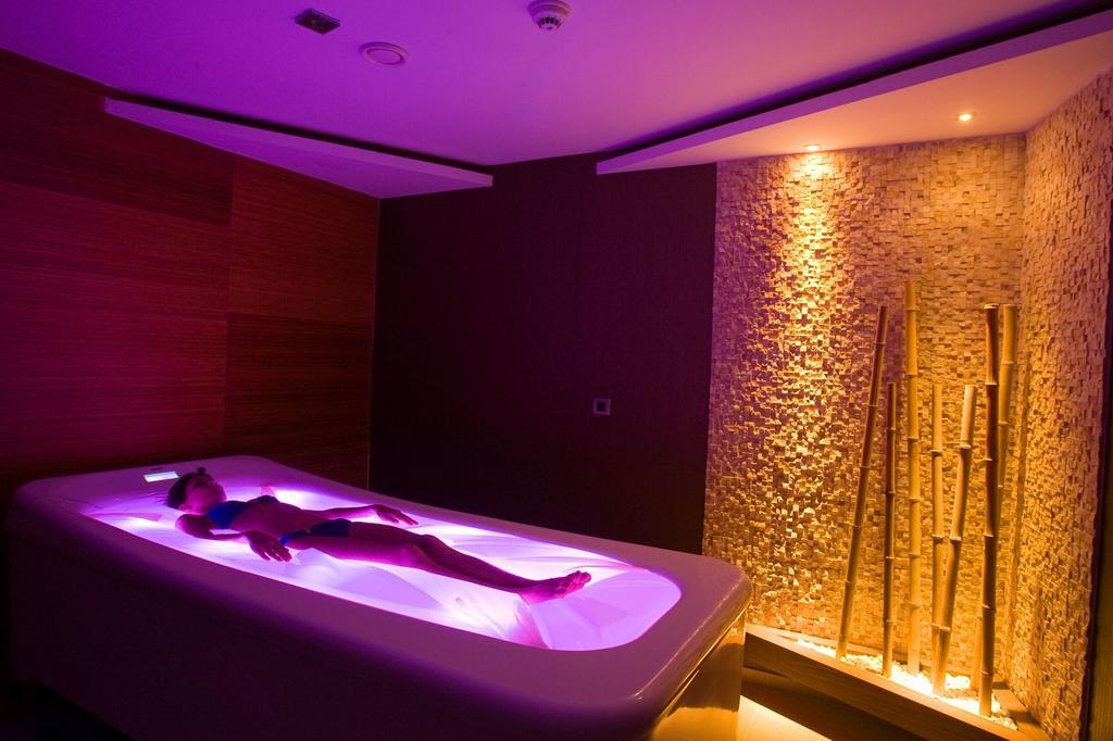 Vital Hotel Nautis Gardony Luaran gambar